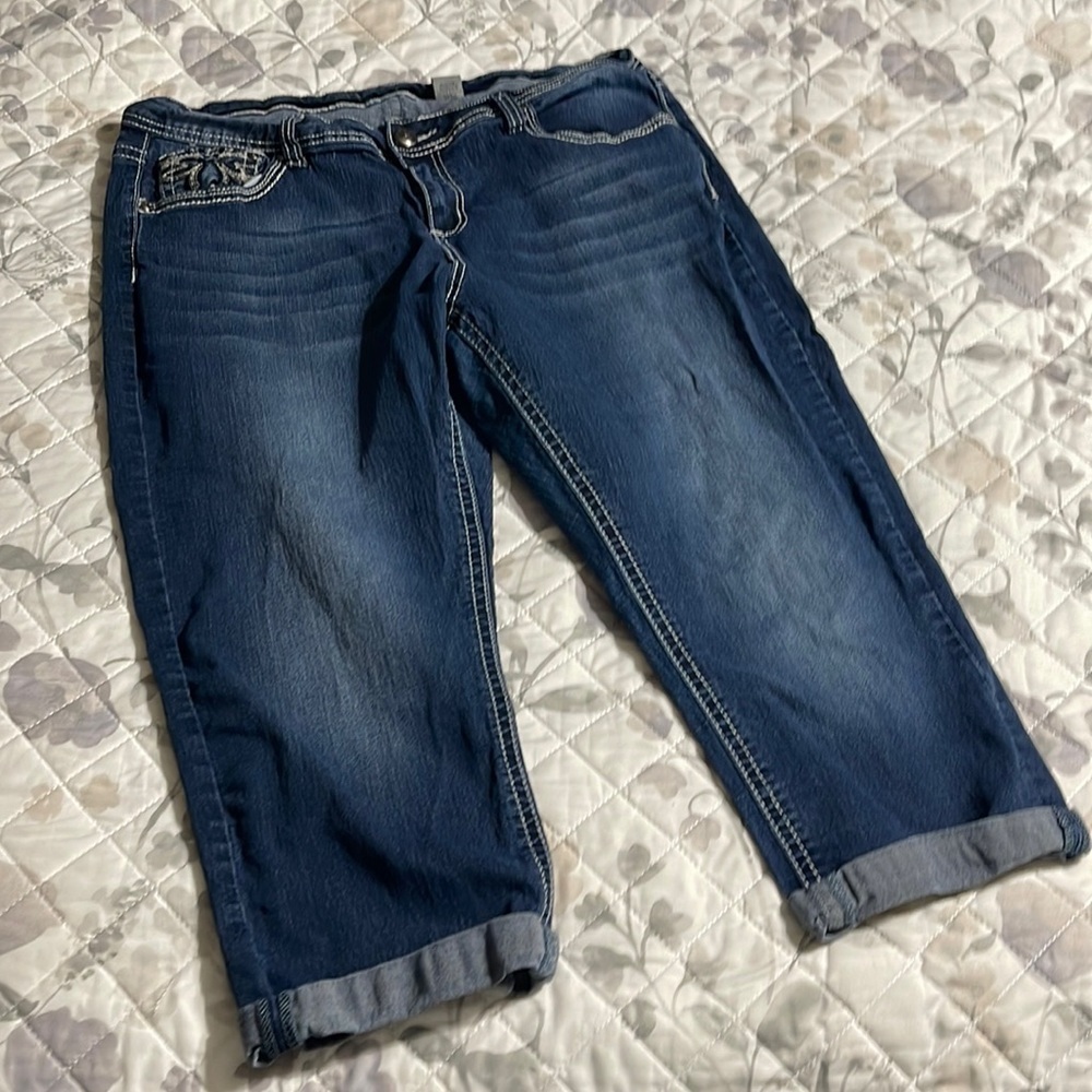 ND weekend jean Capri pants 16